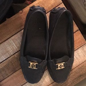 TB driving shoes in Tory Navy